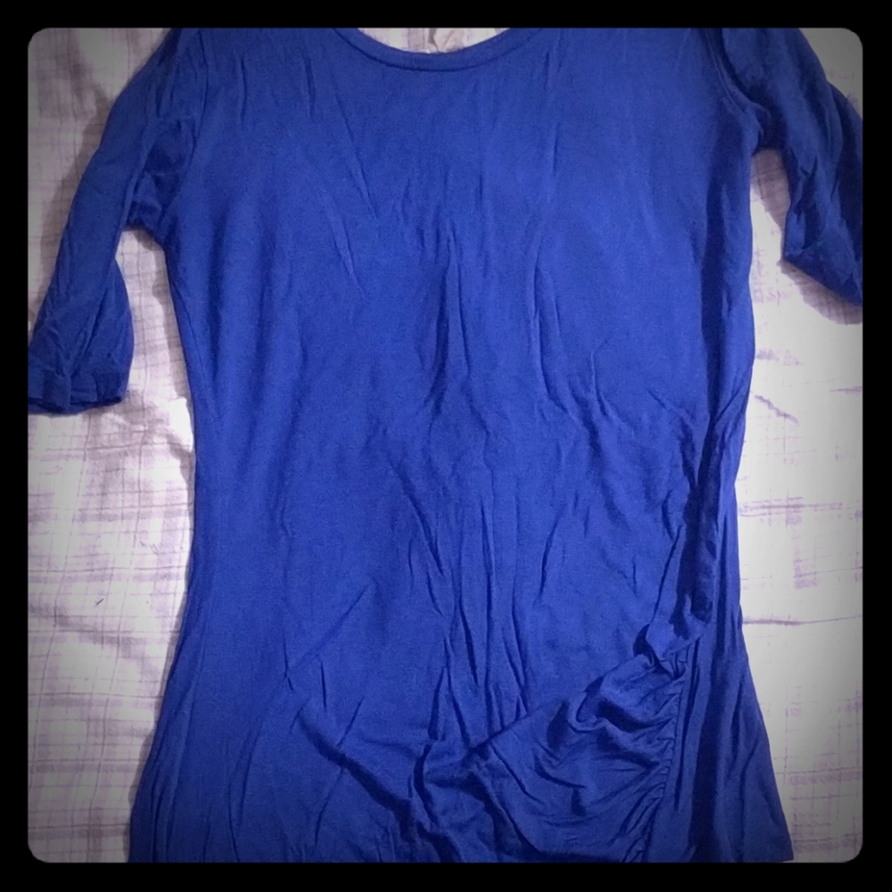 Fun close body quarter sleeve shirt